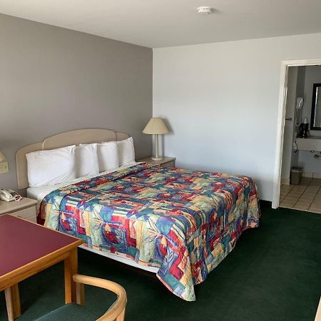Key West Inn - Childersburg Buitenkant foto